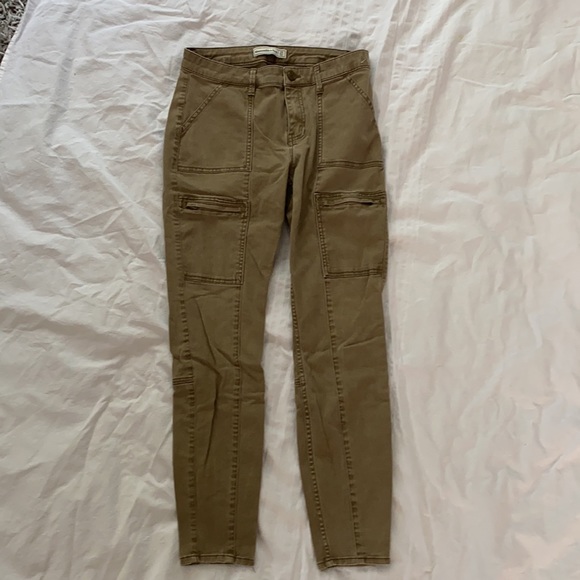 Abercrombie & Fitch women’s pocket pants. Size 25 - Picture 4 of 5